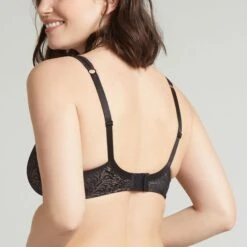 Soutien-gorge Emboîtant Avec Armatures Noir Just Me -Bestform Lingerie BL44492 030 WEB 22 6b1e81c5 b6a2 4665 bd08 ece09cd03153