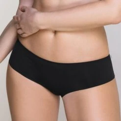 Slip Noir Livorne 6 Slip Noir Livorne -Bestform Lingerie CL02875 030 WEB 1 073e9a49 be1f 4d10 9977 8ab39534bd5c